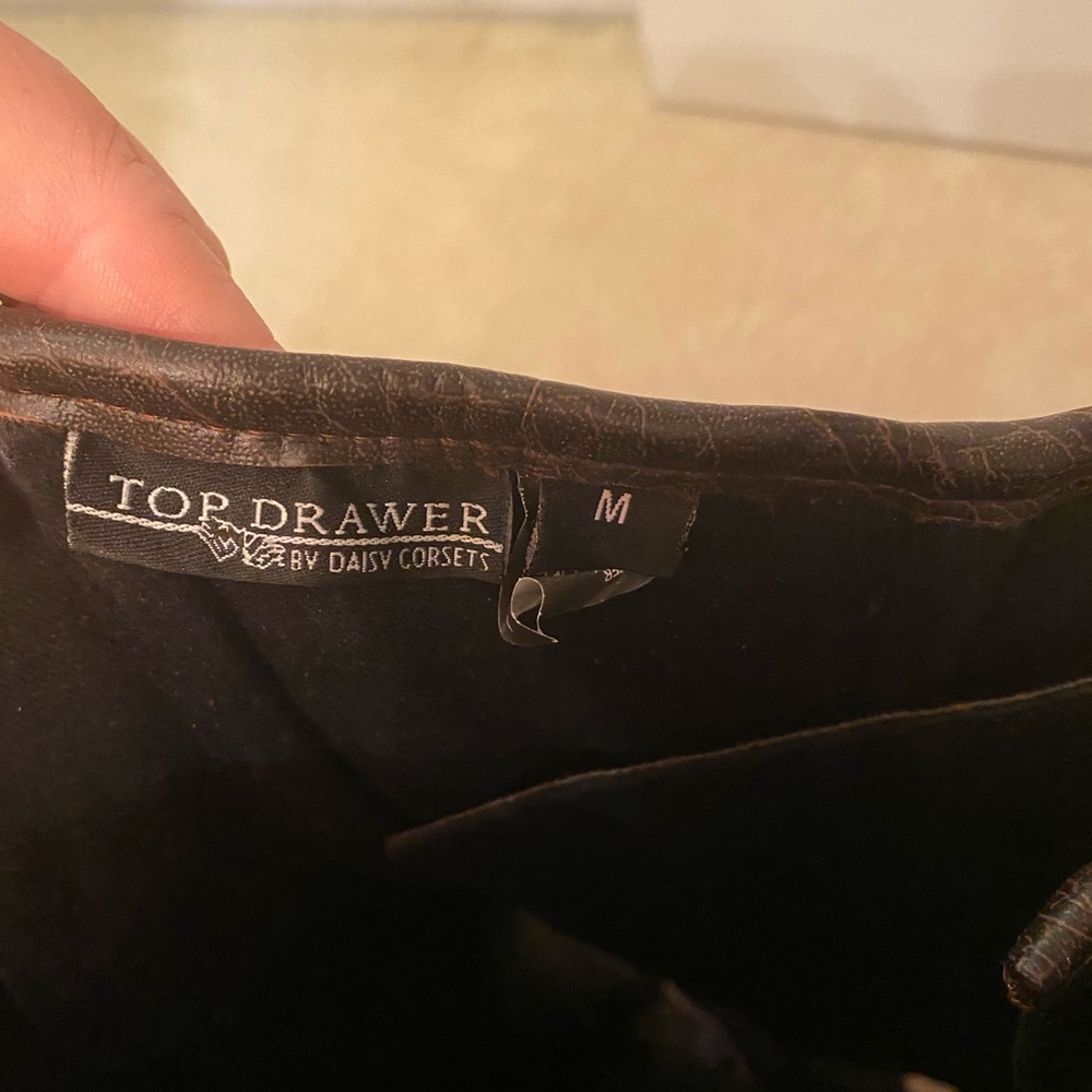 Distressed Dark Brown Faux Lthr Steel Boned Corset - Picture 6 of 6